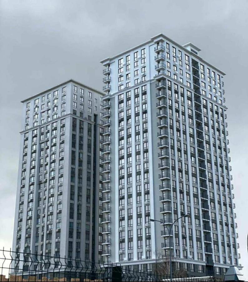 Solo Apartment Kamenskaya كييف المظهر الخارجي الصورة
